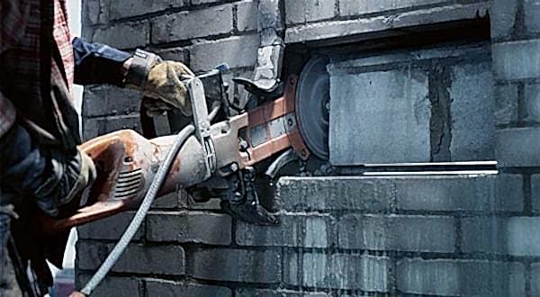 демонтаж стен в Алматы алмазная резка проёмов